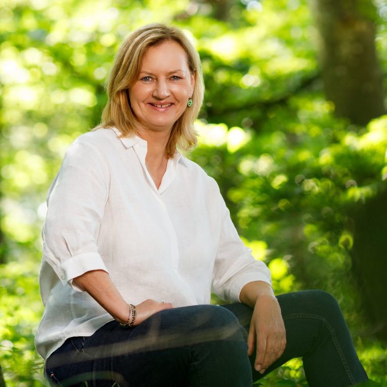 Klangmassage mit Peter Hess Klangschalen im Klangstudio in Aulendorf
